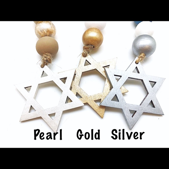 Star Of David Wood Bead Garland With Jute Tassel in Silver, Gold, and Pearlized - Picture 3 of 9